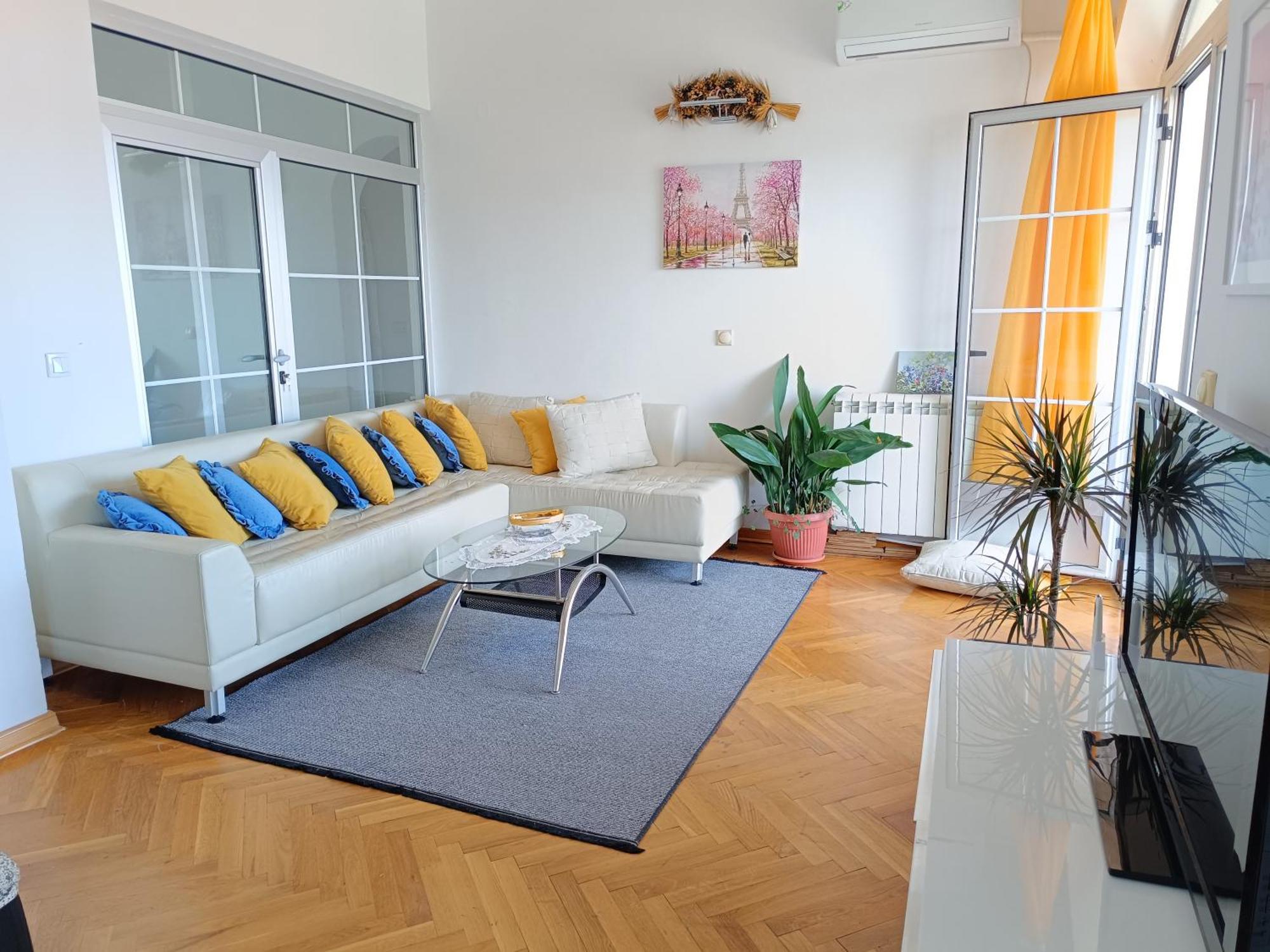 Vila Sentic Vranje Bagian luar foto